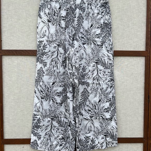 Tahari Black and White Botanical Linen Elastic Waist Wide Leg Pants - L - Picture 2 of 8